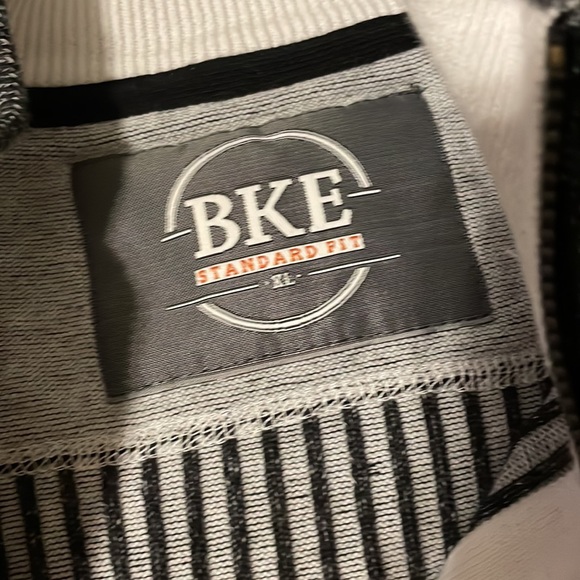 BKE zip-up sweater - Picture 3 of 6